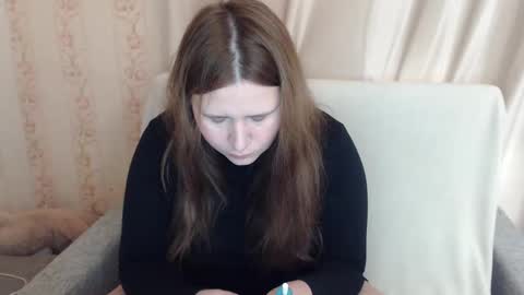 Snapshot of adelinalawson chatting on December 19, 2024, 10:02 am adelinalawson online show from December 19, 2024, 10:02 am