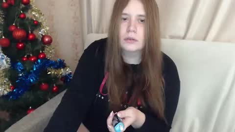 Snapshot of adelinalawson chatting on January 7, 2025, 6:45 pm adelinalawson online show from January 7, 2025, 6:45 pm