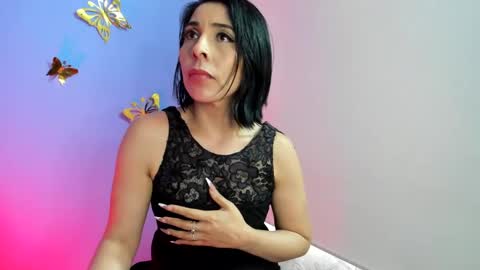 Snapshot of adellelennox_cg chatting on January 11, 2025, 5:29 pm Adelle online show from January 11, 2025, 5:29 pm