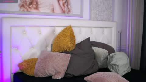 Snapshot of adelyn_chase chatting on December 7, 2024, 12:56 pm Adelyn online show from December 7, 2024, 12:56 pm