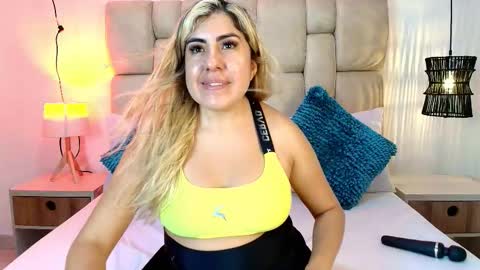 Snapshot of adharasmithh chatting on November 10, 2025, 7:35 pm AdharaSmithh online show from November 10, 2025, 7:35 pm