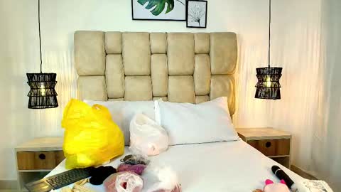 Snapshot of adharasmithh chatting on December 1, 2025, 7:30 pm AdharaSmithh online show from December 1, 2025, 7:30 pm