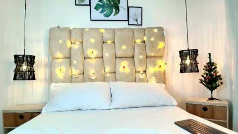 Snapshot of adharasmithh chatting on December 4, 2025, 7:22 pm AdharaSmithh online show from December 4, 2025, 7:22 pm