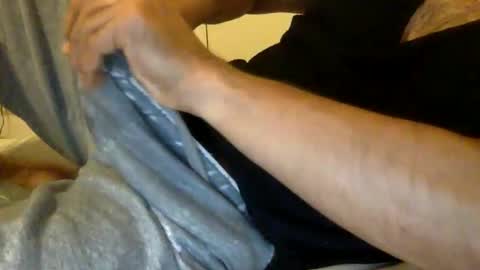 Snapshot of adipoli710 chatting on November 1, 2025, 6:37 am horny kinky daddy online show from November 1, 2025, 6:37 am