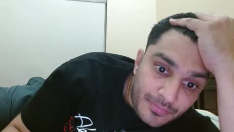 adit56665 online show from March 6, 2025, 1:35 pm