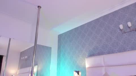 Adonis  online show from September 26, 2025, 8:24 pm