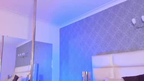 Adonis  online show from October 12, 2025, 8:52 pm