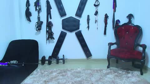 adonisdios online show from November 23, 2025, 2:39 pm