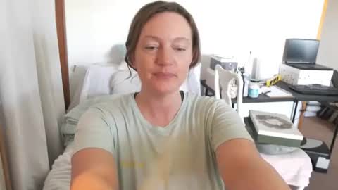 adorable22 online show from September 29, 2025, 2:33 pm