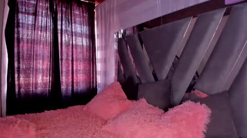 Stormi online show from December 14, 2024, 8:18 pm