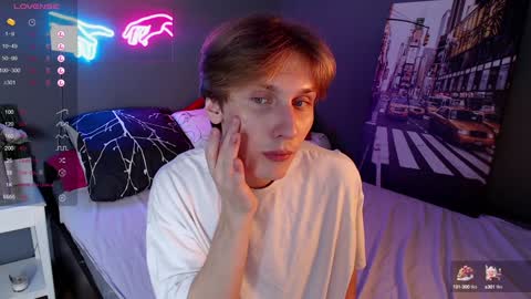 Snapshot of adrian_di chatting on January 9, 2025, 1:35 pm Adrian online show from January 9, 2025, 1:35 pm