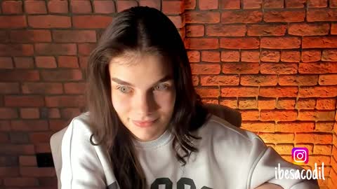 Snapshot of adriana_allen chatting on January 14, 2025, 9:51 pm Adri online show from January 14, 2025, 9:51 pm