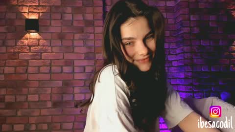 Snapshot of adriana_allen chatting on January 20, 2025, 12:36 am Adri online show from January 20, 2025, 12:36 am