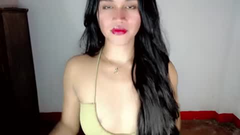adriana_slutt online show from October 24, 2025, 5:48 am