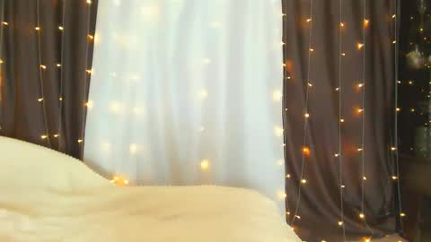 Adriana Sweet 24 online show from September 27, 2025, 8:19 am