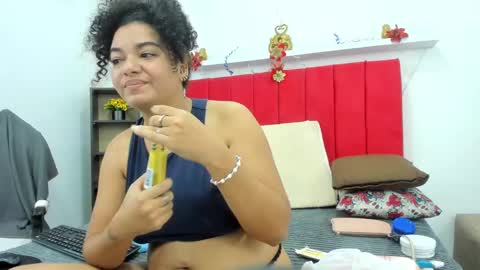 Snapshot of adrianasex_69 chatting on December 29, 2024, 2:49 am adriana online show from December 29, 2024, 2:49 am