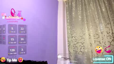 Snapshot of adriannalyly chatting on September 13, 2025, 11:32 am adriannalyly online show from September 13, 2025, 11:32 am