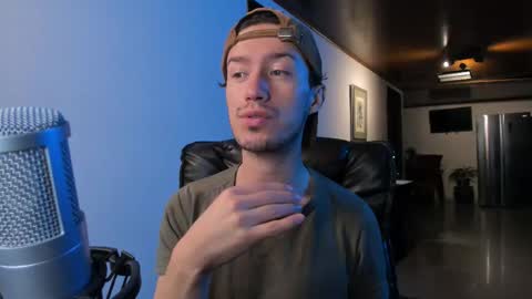 Adrian Williams online show from November 15, 2025, 11:21 pm