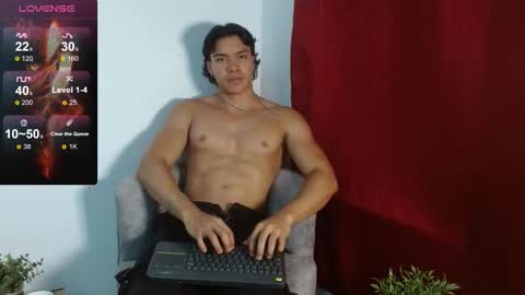 Snapshot of adriel_escalante chatting on September 14, 2025, 2:00 am adriel_escalante online show from September 14, 2025, 2:00 am
