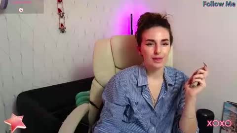 Snapshot of adrihanna chatting on January 24, 2025, 4:17 pm Adriana online show from January 24, 2025, 4:17 pm