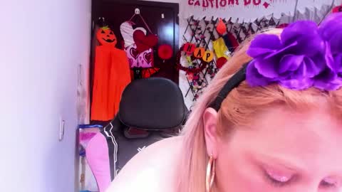 Snapshot of adriiana_fox_ chatting on October 16, 2025, 1:34 pm adriiana_fox_ online show from October 16, 2025, 1:34 pm