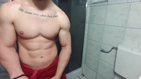 Snapshot of advp69 chatting on February 26, 2025, 8:15 am Mrrfitt online show from February 26, 2025, 8:15 am