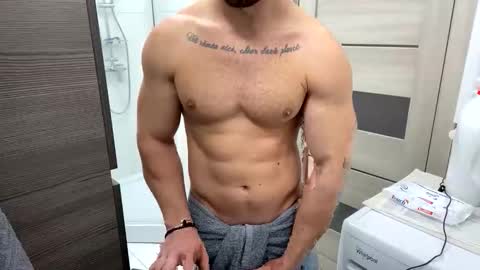 Snapshot of advp69 chatting on September 25, 2025, 12:42 pm Mrrfitt online show from September 25, 2025, 12:42 pm