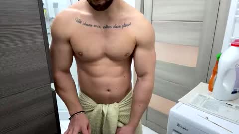 Snapshot of advp69 chatting on November 5, 2025, 8:14 am Mrrfitt online show from November 5, 2025, 8:14 am