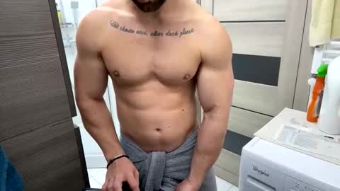 Snapshot of advp69 chatting on November 7, 2025, 1:11 pm Mrrfitt online show from November 7, 2025, 1:11 pm