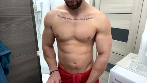 Snapshot of advp69 chatting on November 17, 2025, 4:57 pm Mrrfitt online show from November 17, 2025, 4:57 pm