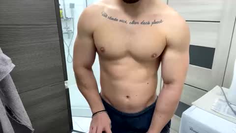 Snapshot of advp69 chatting on November 23, 2025, 8:25 am Mrrfitt online show from November 23, 2025, 8:25 am