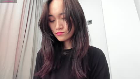 Aenie online show from February 3, 2025, 4:14 am