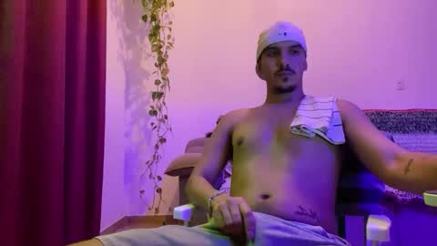 Luci online show from December 5, 2025, 2:09 am