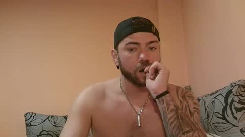 aerthurethan online show from December 15, 2025, 5:34 am