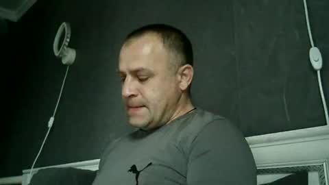 Snapshot of afonya342 chatting on December 1, 2025, 6:29 am Sasha online show from December 1, 2025, 6:29 am