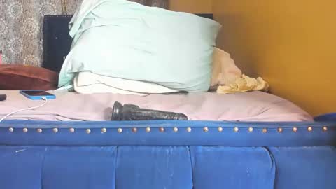 Snapshot of african_barbie25 chatting on October 13, 2025, 10:10 pm african_barbie25 online show from October 13, 2025, 10:10 pm