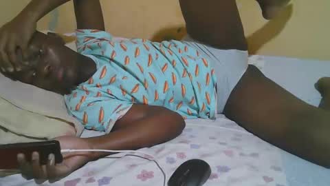 african_pussy2 online show from December 15, 2025, 3:05 pm