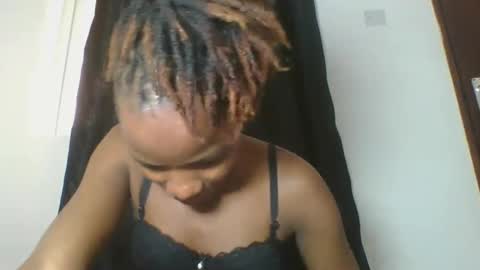 Snapshot of africanprincess24 chatting on March 7, 2025, 6:02 am PHOEBE online show from March 7, 2025, 6:02 am