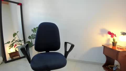 Lorena online show from September 22, 2025, 3:14 pm