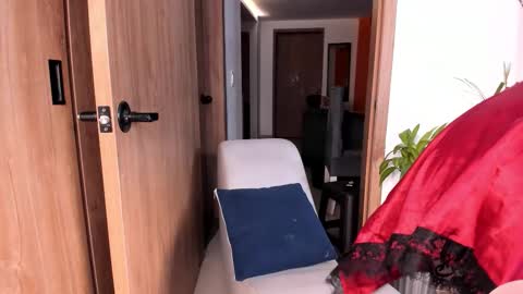 Snapshot of afroditaroy chatting on November 15, 2025, 9:21 pm AfroditaRoy online show from November 15, 2025, 9:21 pm