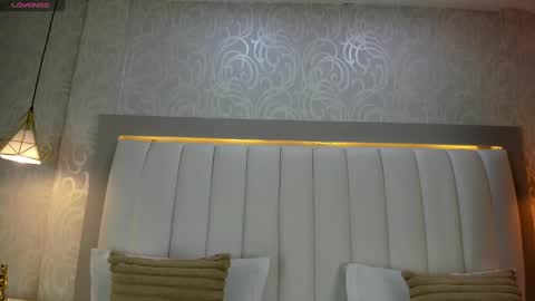 A F R O D I T A  online show from December 6, 2024, 11:33 am