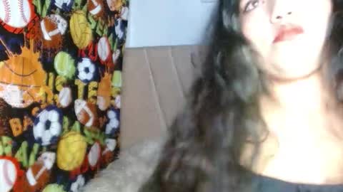 Afrodita Booms online show from November 13, 2025, 6:40 pm