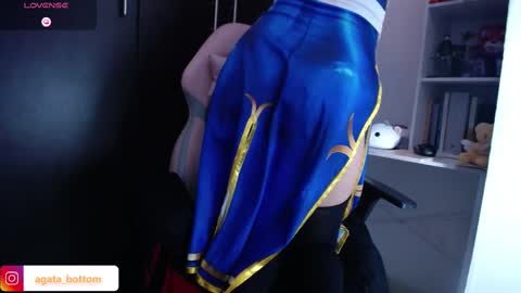 Snapshot of agata_bolton chatting on February 28, 2025, 9:55 pm Agata online show from February 28, 2025, 9:55 pm