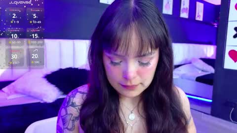 Snapshot of agata_evans_ chatting on November 25, 2025, 6:52 pm AGATA online show from November 25, 2025, 6:52 pm