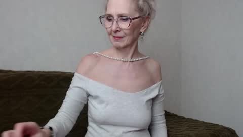 Agatha online show from February 12, 2025, 3:49 pm