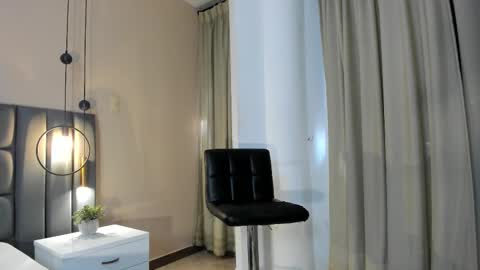 Agathaa white online show from November 1, 2025, 12:18 pm