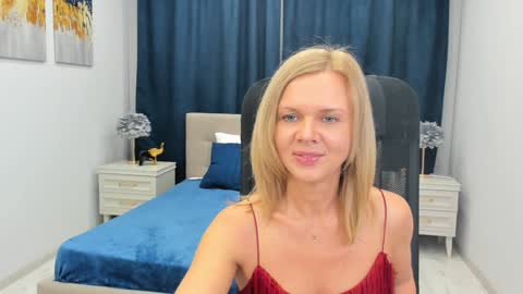 Snapshot of agathaklouin chatting on January 11, 2025, 7:49 am Agatha online show from January 11, 2025, 7:49 am