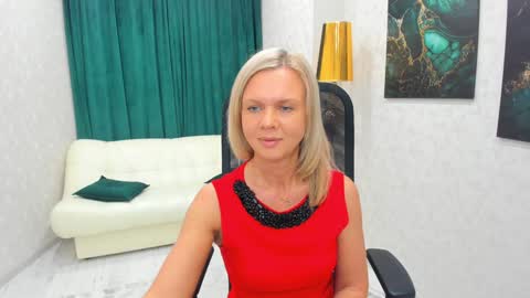 Snapshot of agathaklouin chatting on February 2, 2025, 7:09 am Agatha online show from February 2, 2025, 7:09 am