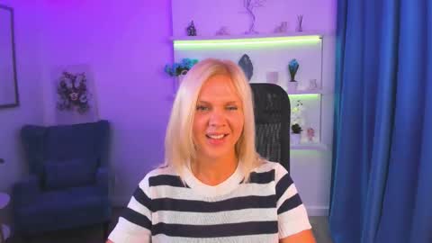 Snapshot of agathaklouin chatting on September 13, 2025, 8:08 pm Agatha online show from September 13, 2025, 8:08 pm