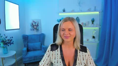 Snapshot of agathaklouin chatting on October 11, 2025, 7:12 pm Agatha online show from October 11, 2025, 7:12 pm